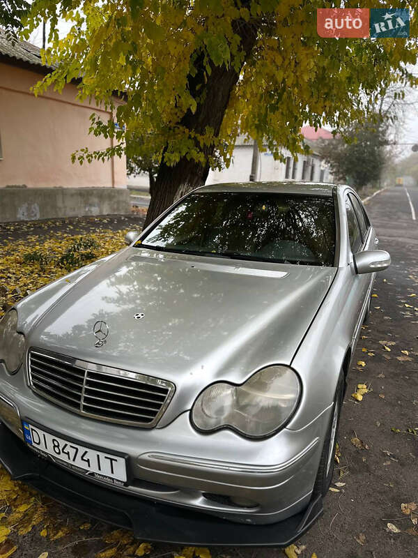 Седан Mercedes-Benz C-Class 2002 в Ізмаїлі