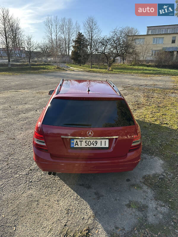 Універсал Mercedes-Benz C-Class 2012 в Надвірній
