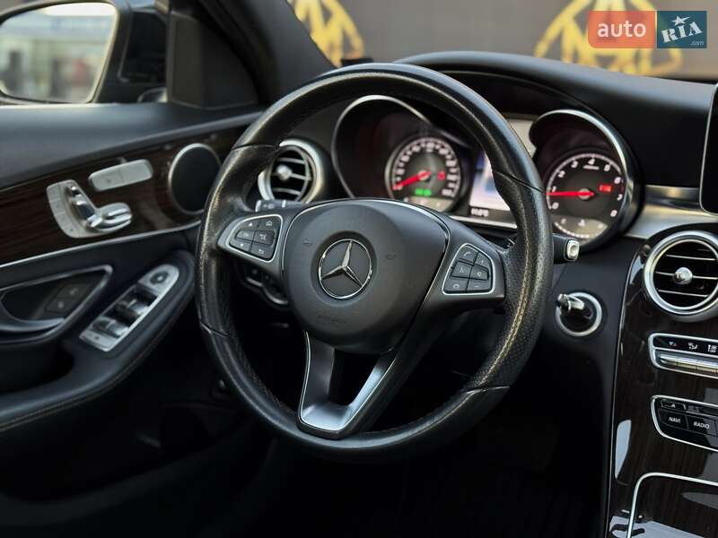 Седан Mercedes-Benz C-Class 2018 в Києві фото 17 Седан Mercedes-Benz C-Class 2018 в Києві
