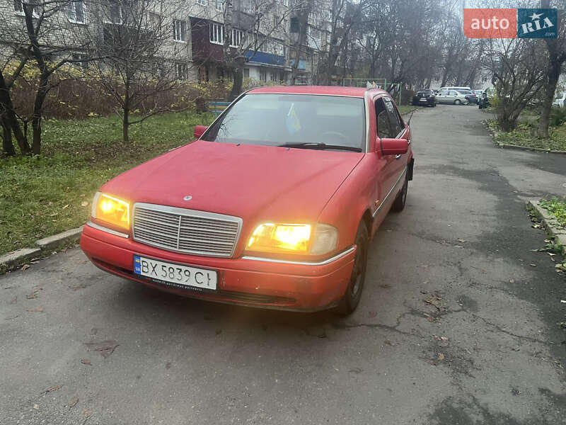 Седан Mercedes-Benz C-Class 1994 в Хмельницькому
