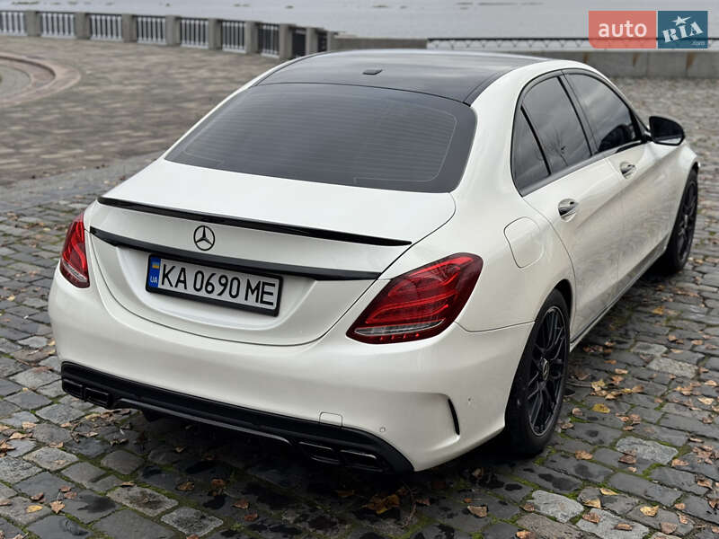 Седан Mercedes-Benz C-Class 2017 в Киеве