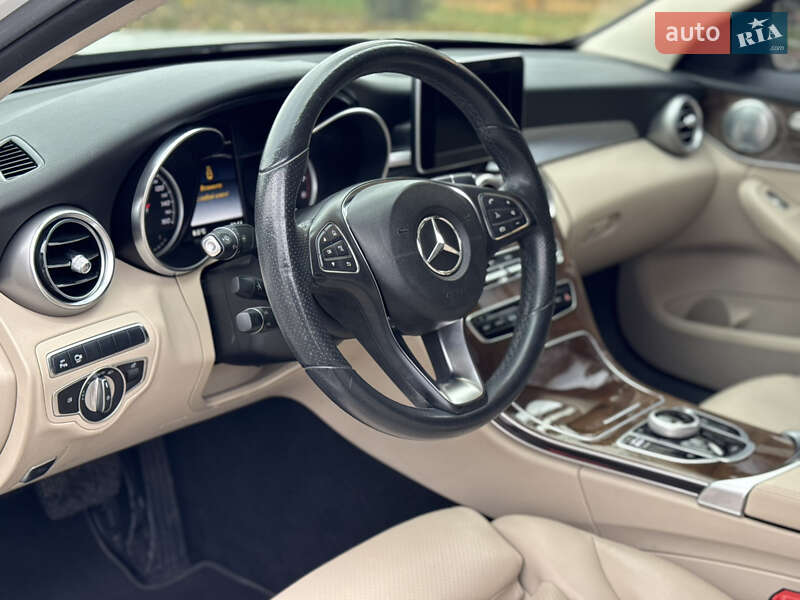 Седан Mercedes-Benz C-Class 2017 в Киеве