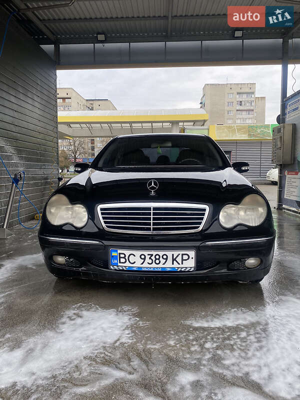 Седан Mercedes-Benz C-Class 2000 в Дрогобыче