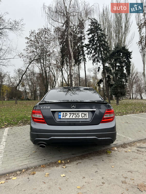 Купе Mercedes-Benz C-Class 2012 в Запоріжжі