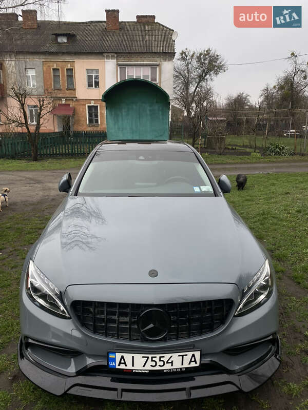Седан Mercedes-Benz C-Class 2015 в Киеве