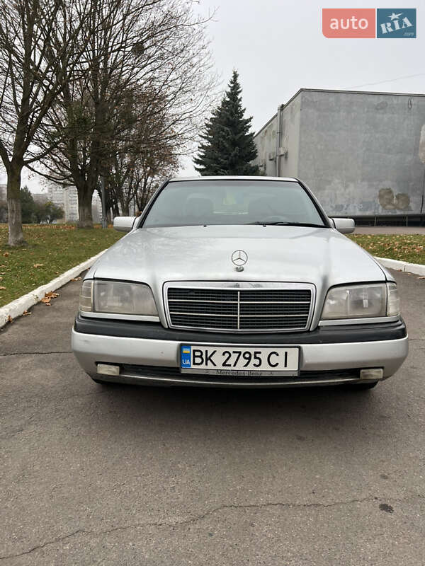 Седан Mercedes-Benz C-Class 1997 в Ровно фото 9 Седан Mercedes-Benz C-Class 1997 в Ровно