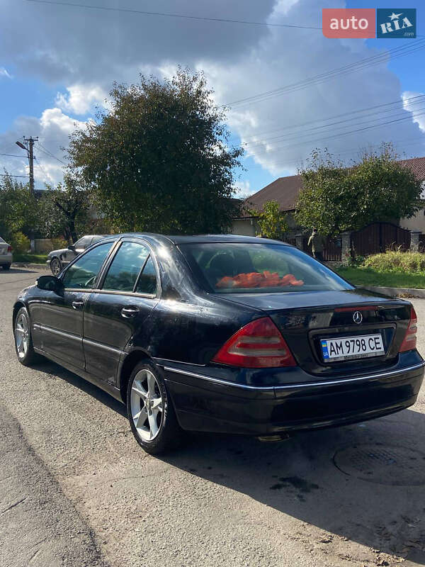 Седан Mercedes-Benz C-Class 2001 в Хмельницькому