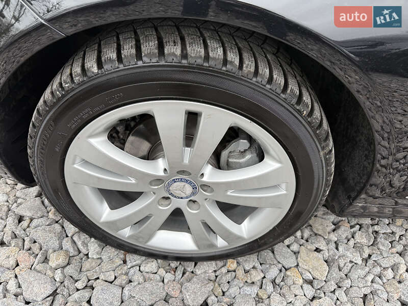 Седан Mercedes-Benz C-Class 2010 в Вінниці