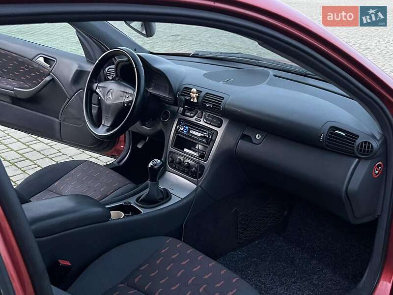 Купе Mercedes-Benz C-Class 2003 в Килии