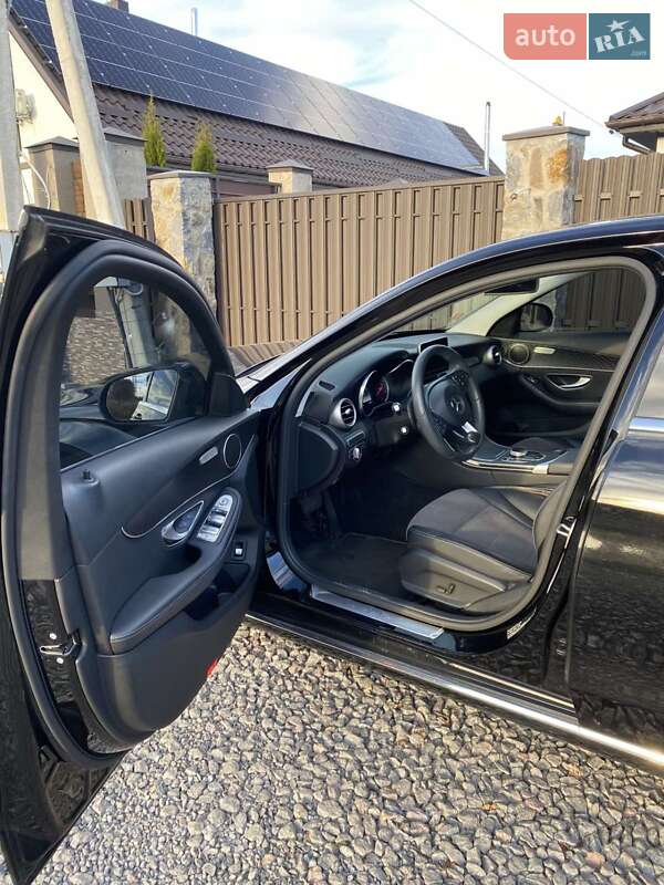 Седан Mercedes-Benz C-Class 2017 в Виннице фото 32 Седан Mercedes-Benz C-Class 2017 в Виннице