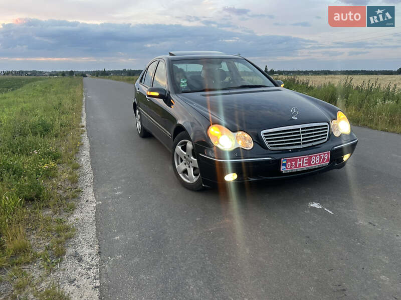 Седан Mercedes-Benz C-Class 2003 в Дерно фото 3 Седан Mercedes-Benz C-Class 2003 в Дерно