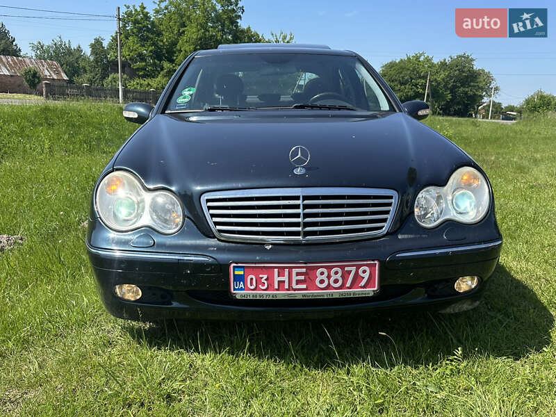 Седан Mercedes-Benz C-Class 2003 в Дерно фото 33 Седан Mercedes-Benz C-Class 2003 в Дерно