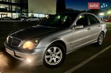 Седан Mercedes-Benz C-Class 2001 в Херсоне