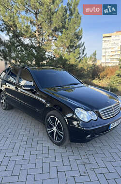 Универсал Mercedes-Benz C-Class 2003 в Запорожье