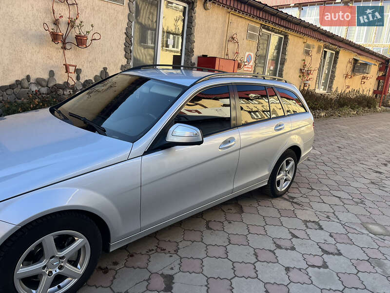 Универсал Mercedes-Benz C-Class 2008 в Житомире фото 13 Универсал Mercedes-Benz C-Class 2008 в Житомире