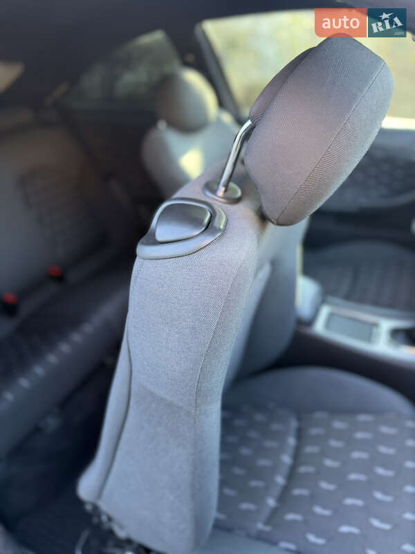 Купе Mercedes-Benz C-Class 2002 в Мукачевому фото 10 Купе Mercedes-Benz C-Class 2002 в Мукачевому