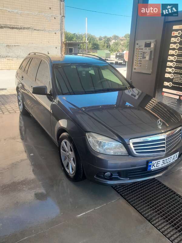 Универсал Mercedes-Benz C-Class 2008 в Кривом Роге