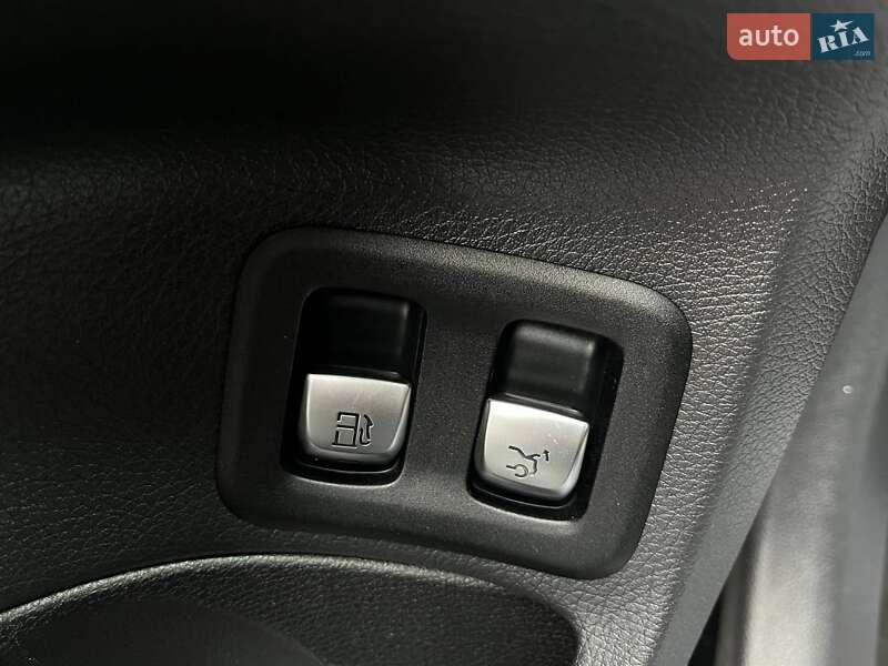 Седан Mercedes-Benz C-Class 2018 в Киеве