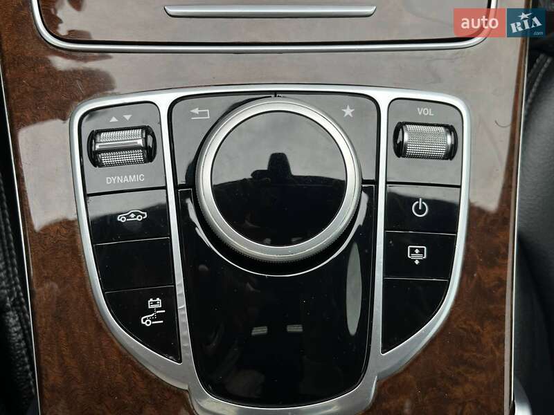 Седан Mercedes-Benz C-Class 2018 в Киеве