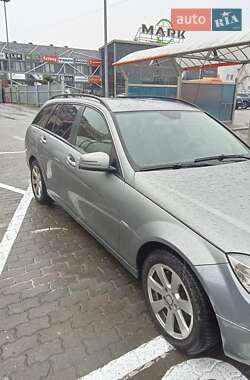 Универсал Mercedes-Benz C-Class 2010 в Львове