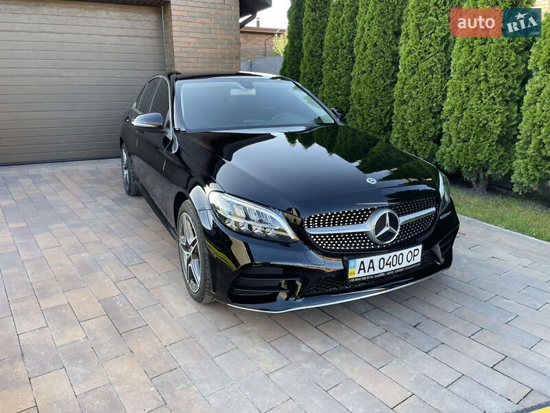 Седан Mercedes-Benz C-Class 2018 в Киеве
