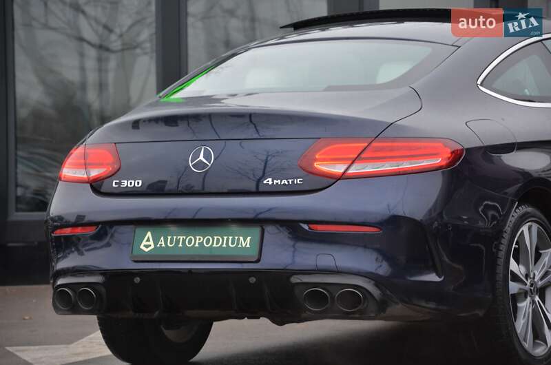 Купе Mercedes-Benz C-Class 2020 в Киеве фото 15 Купе Mercedes-Benz C-Class 2020 в Киеве
