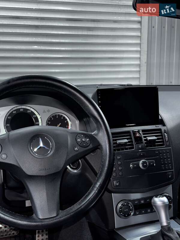 Седан Mercedes-Benz C-Class 2007 в Киеве фото 8 Седан Mercedes-Benz C-Class 2007 в Киеве
