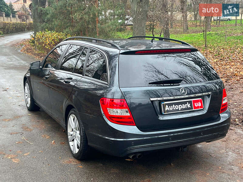 Универсал Mercedes-Benz C-Class 2013 в Киеве фото 8 Универсал Mercedes-Benz C-Class 2013 в Киеве