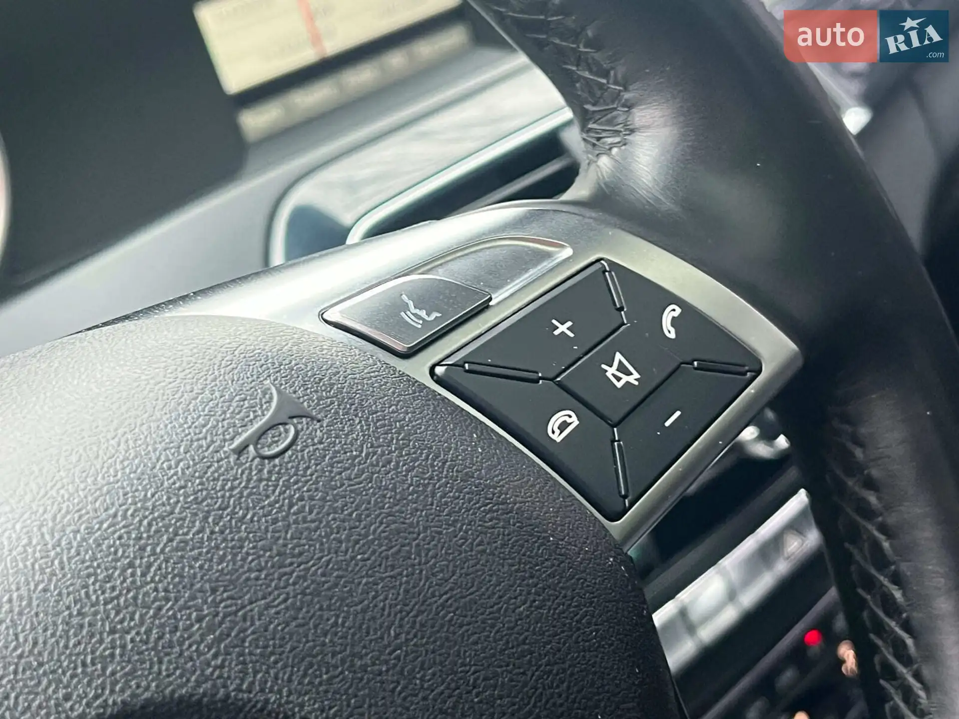 2013 Mercedes-Benz C-klasse - мініатюра 33
