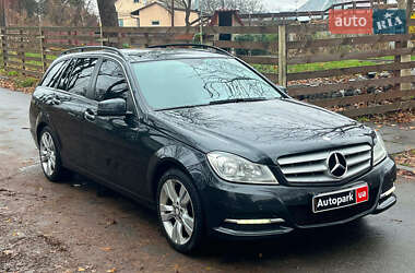 Универсал Mercedes-Benz C-Class 2013 в Киеве
