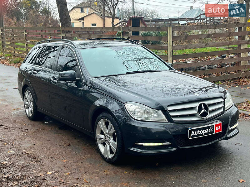Универсал Mercedes-Benz C-Class 2013 в Киеве фото 3 Универсал Mercedes-Benz C-Class 2013 в Киеве