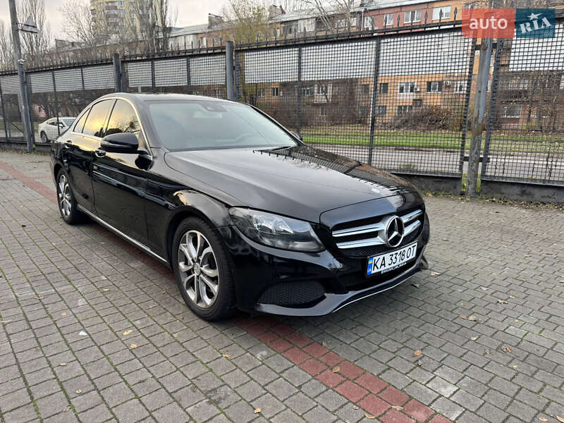 Седан Mercedes-Benz C-Class 2015 в Запорожье