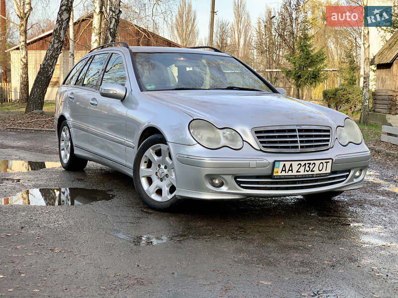 Универсал Mercedes-Benz C-Class 2006 в Малине