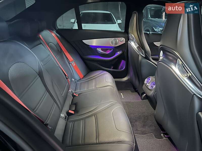 Седан Mercedes-Benz C-Class 2019 в Днепре