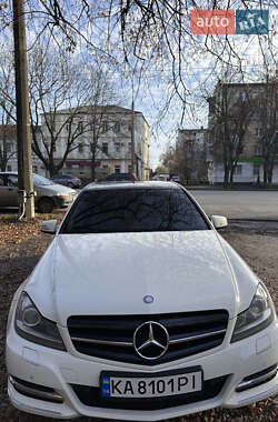 Седан Mercedes-Benz C-Class 2011 в Киеве