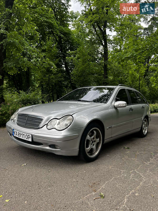 Универсал Mercedes-Benz C-Class 2003 в Киеве фото 2 Универсал Mercedes-Benz C-Class 2003 в Киеве