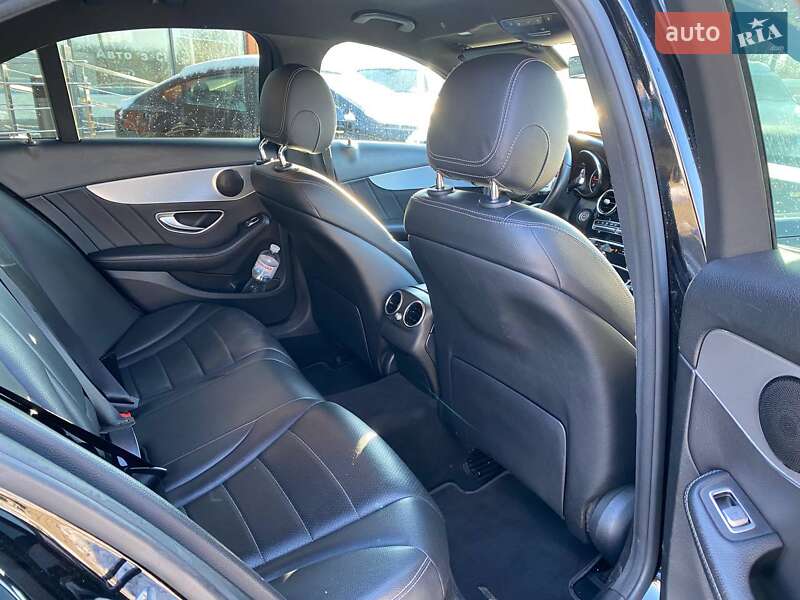 Седан Mercedes-Benz C-Class 2019 в Львове