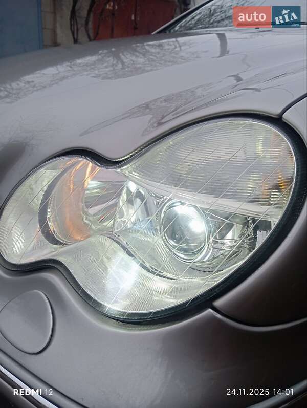 Седан Mercedes-Benz C-Class 2004 в Одесі