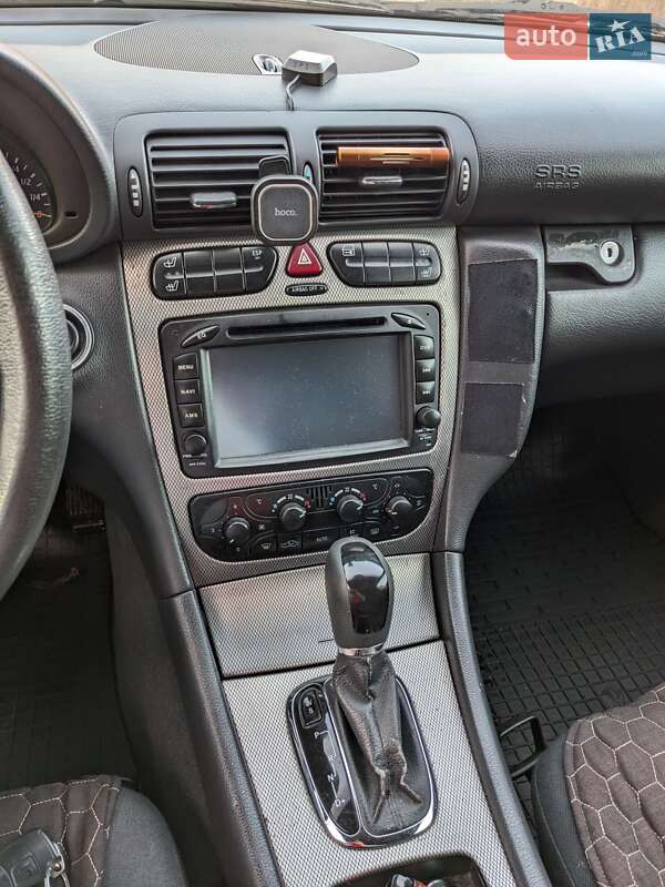 Купе Mercedes-Benz C-Class 2001 в Бучаче