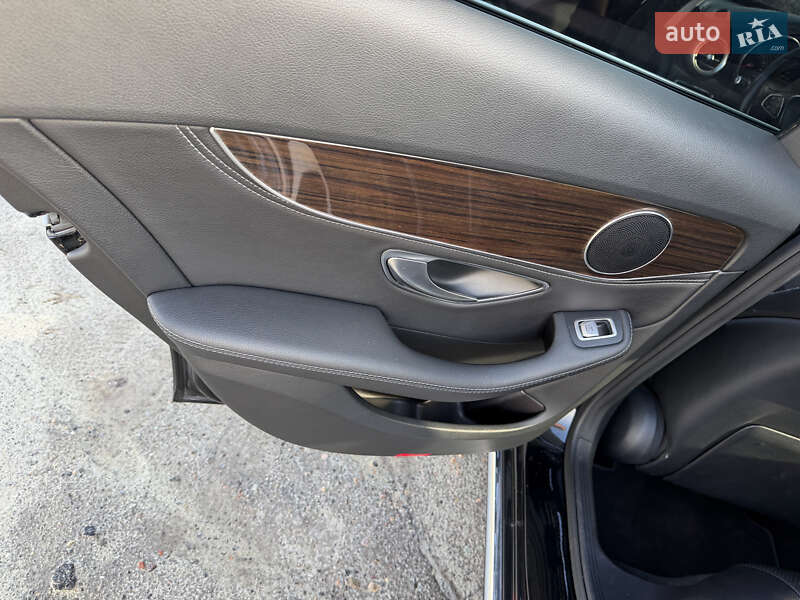 Седан Mercedes-Benz C-Class 2015 в Харкові