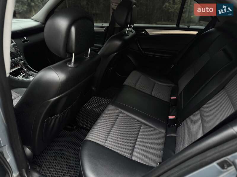 Седан Mercedes-Benz C-Class 2005 в Одесі