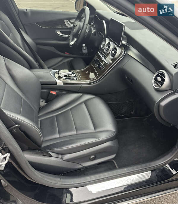 Седан Mercedes-Benz C-Class 2016 в Киеве
