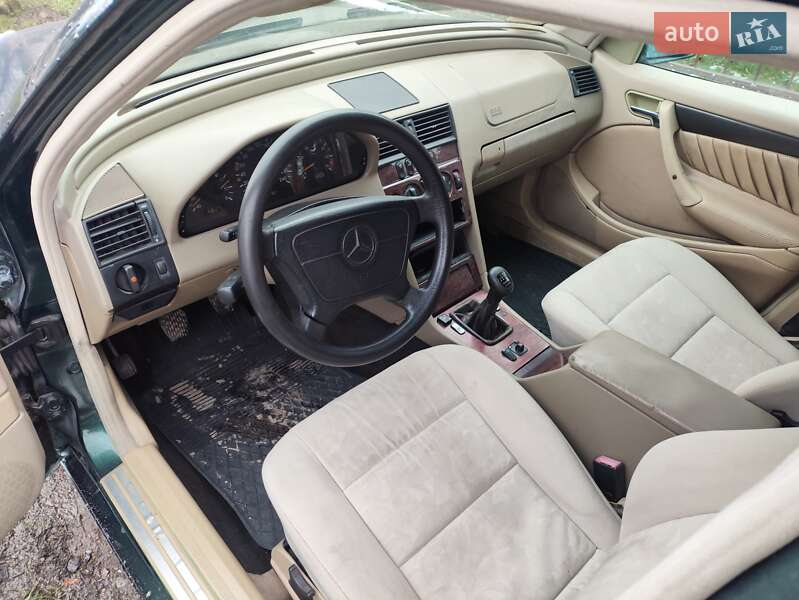 Седан Mercedes-Benz C-Class 1999 в Тернополі