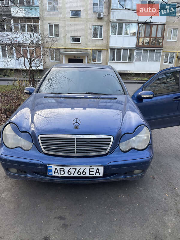 Седан Mercedes-Benz C-Class 2003 в Виннице фото 10 Седан Mercedes-Benz C-Class 2003 в Виннице