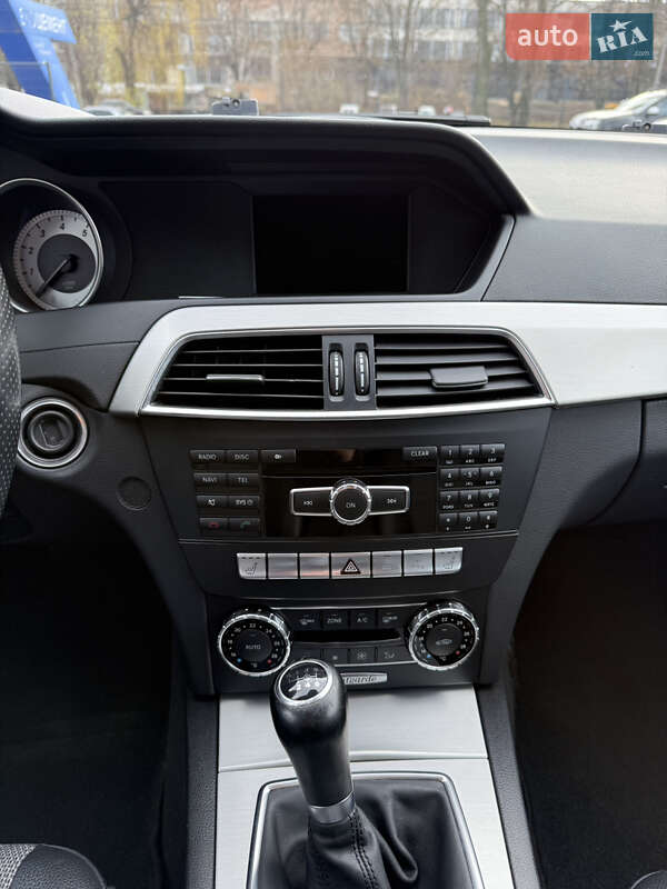 Універсал Mercedes-Benz C-Class 2012 в Вінниці
