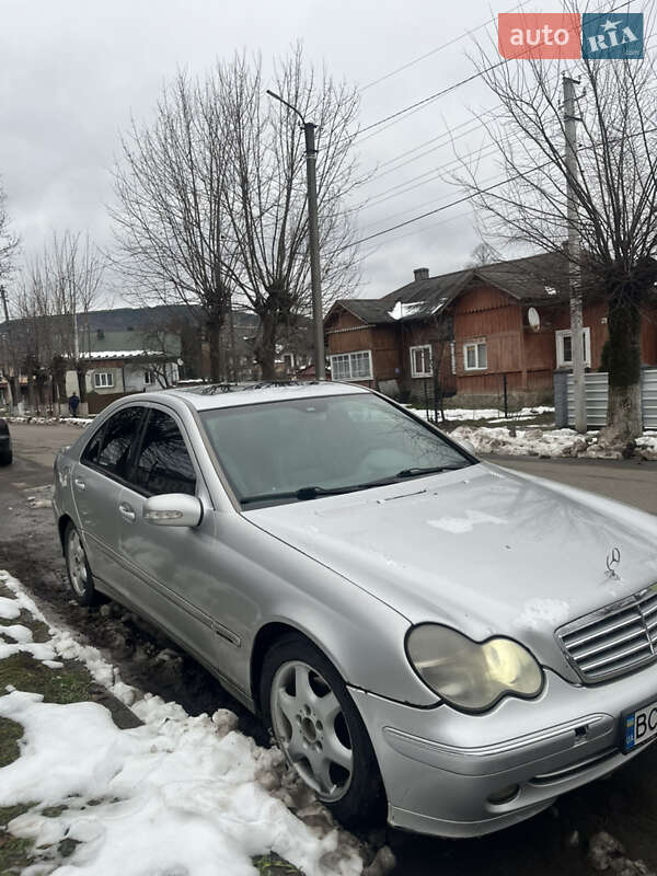 Седан Mercedes-Benz C-Class 2000 в Дрогобичі
