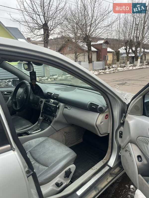 Седан Mercedes-Benz C-Class 2000 в Дрогобичі