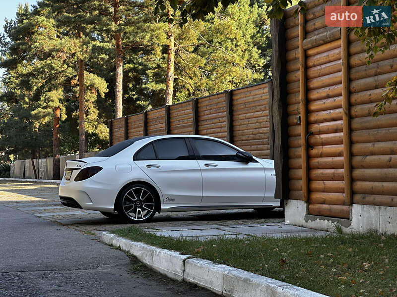 Седан Mercedes-Benz C-Class 2018 в Киеве