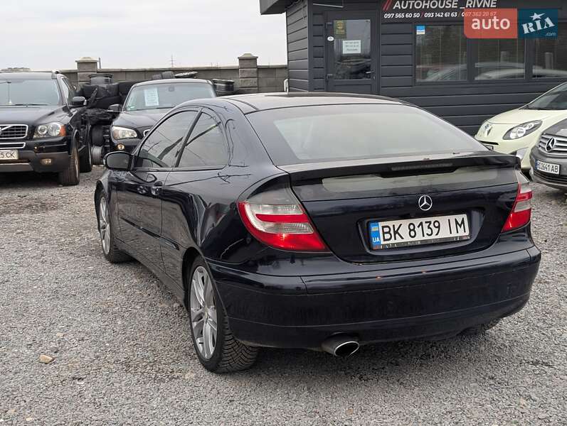Купе Mercedes-Benz C-Class 2005 в Ровно