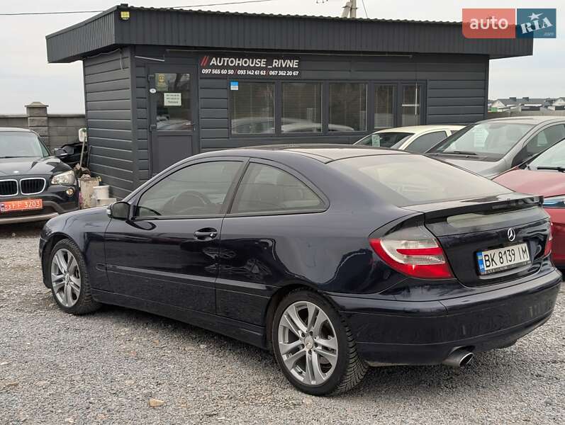 Купе Mercedes-Benz C-Class 2005 в Ровно